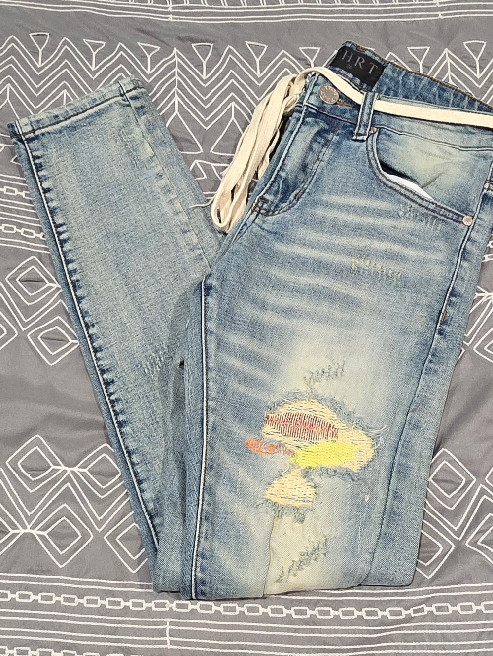 THRT Men's Distressed Skinny Jeans Size 28